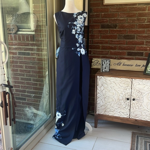 Kay Unger Esti Floral Stretch-Crêpe Walk-Thru Jumpsuit Size 12 NWT - Picture 7 of 10